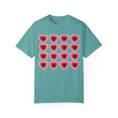 Retro Heart X's and O's - Comfort Colors Shirt