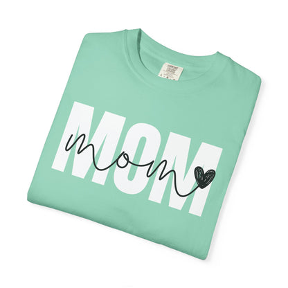 Mom ♥ - Comfort Colors Shirt