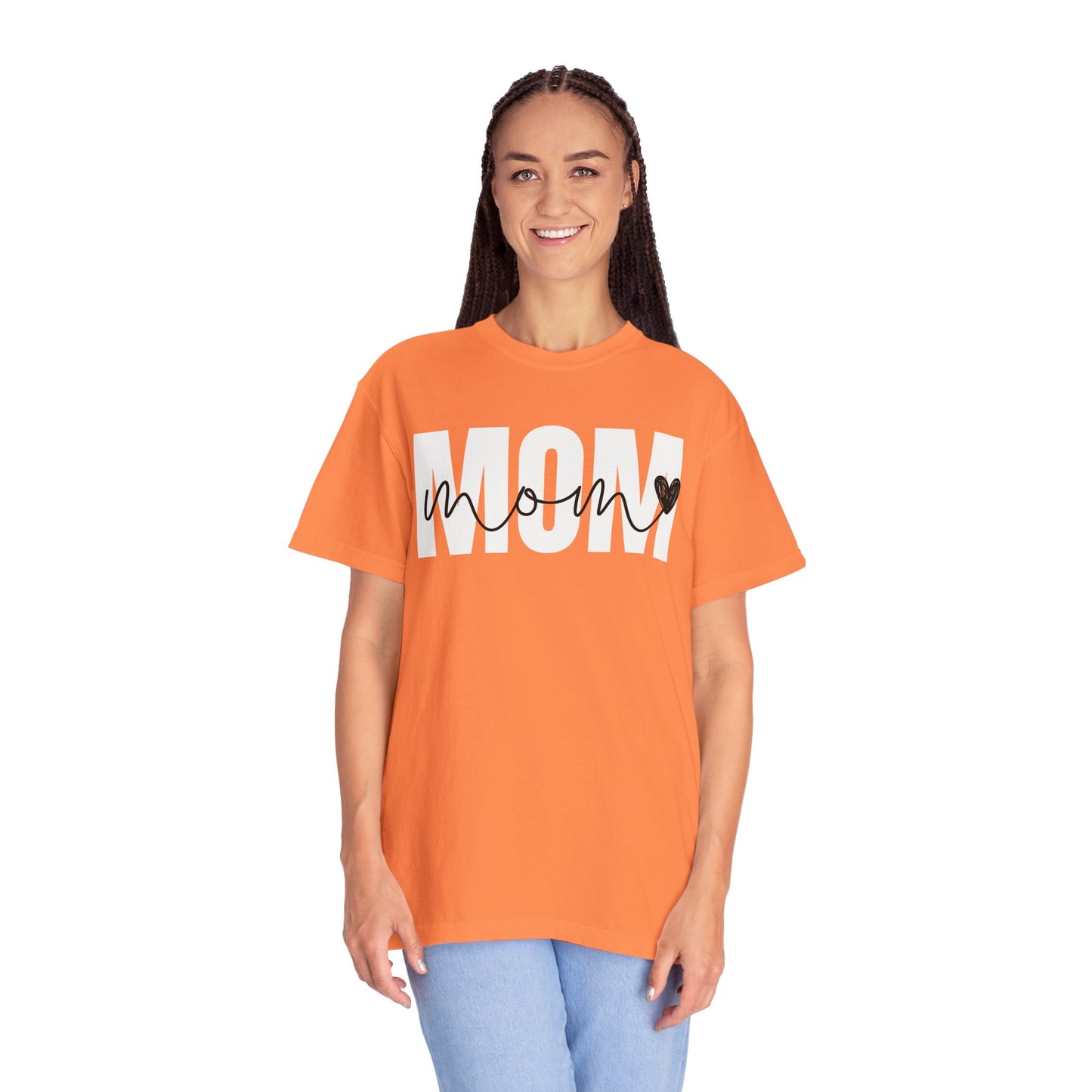 Mom ♥ - Comfort Colors Shirt